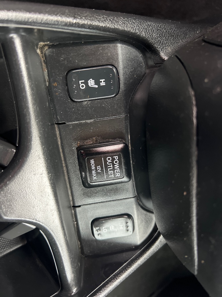 Photo 33 of this HONDA CR-V