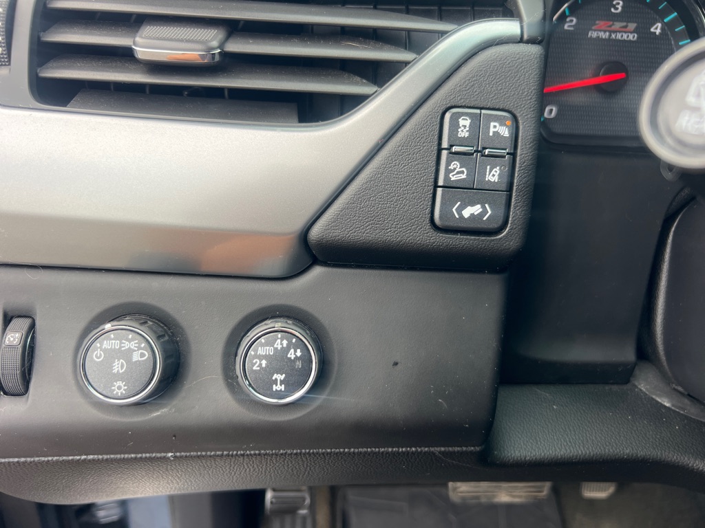 CHEVROLET SUBURBAN 2015 CHEVROLET SUBURBAN 1GNSKJKC0FR736500