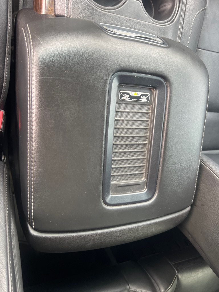 CHEVROLET SUBURBAN 2015 CHEVROLET SUBURBAN 1GNSKJKC0FR736500