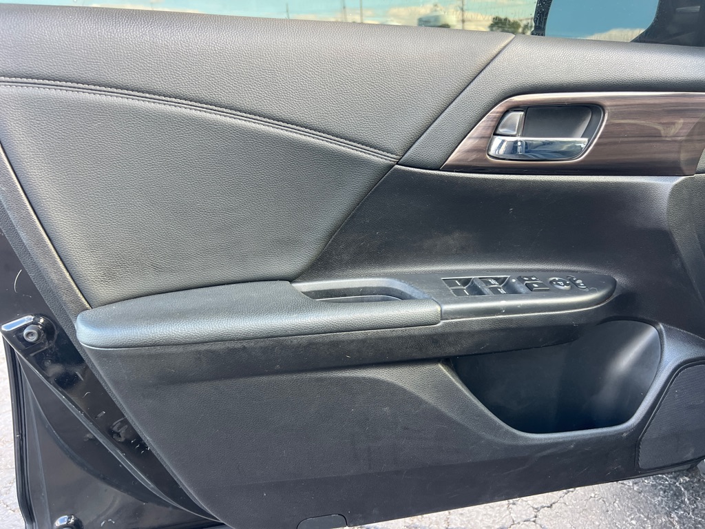 HONDA ACCORD 2017 HONDA ACCORD 1HGCR2F75HA282758