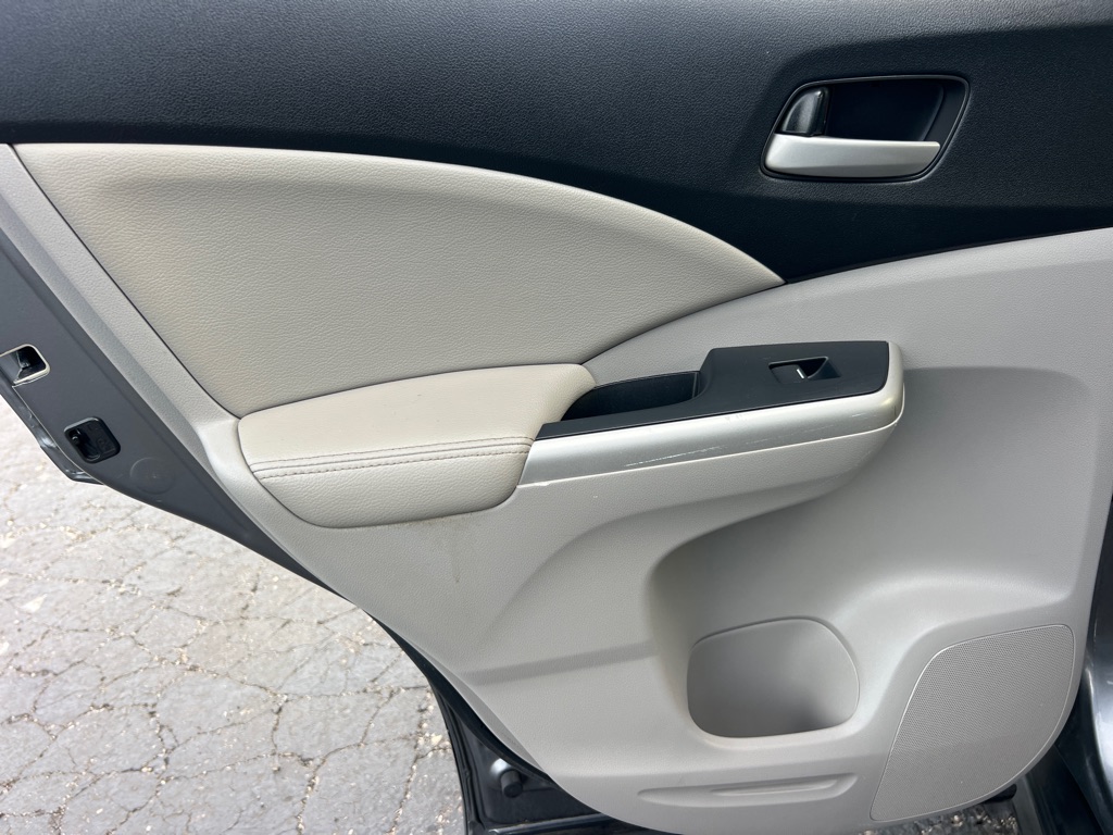 Photo 12 of this HONDA CR-V