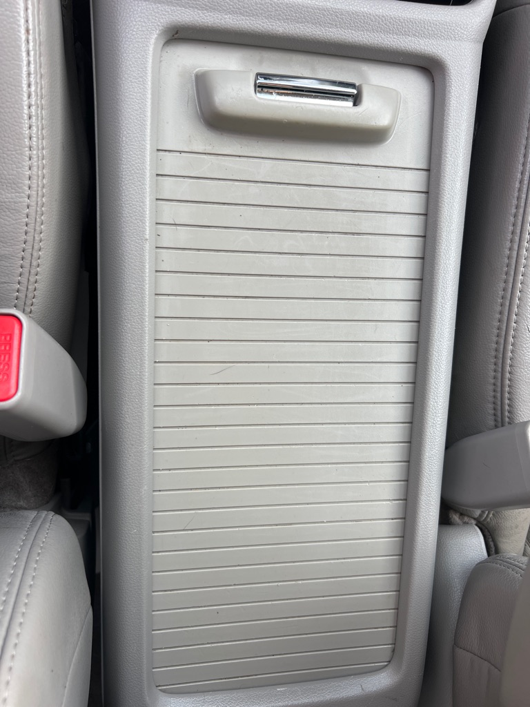 Photo 30 of this HONDA CR-V