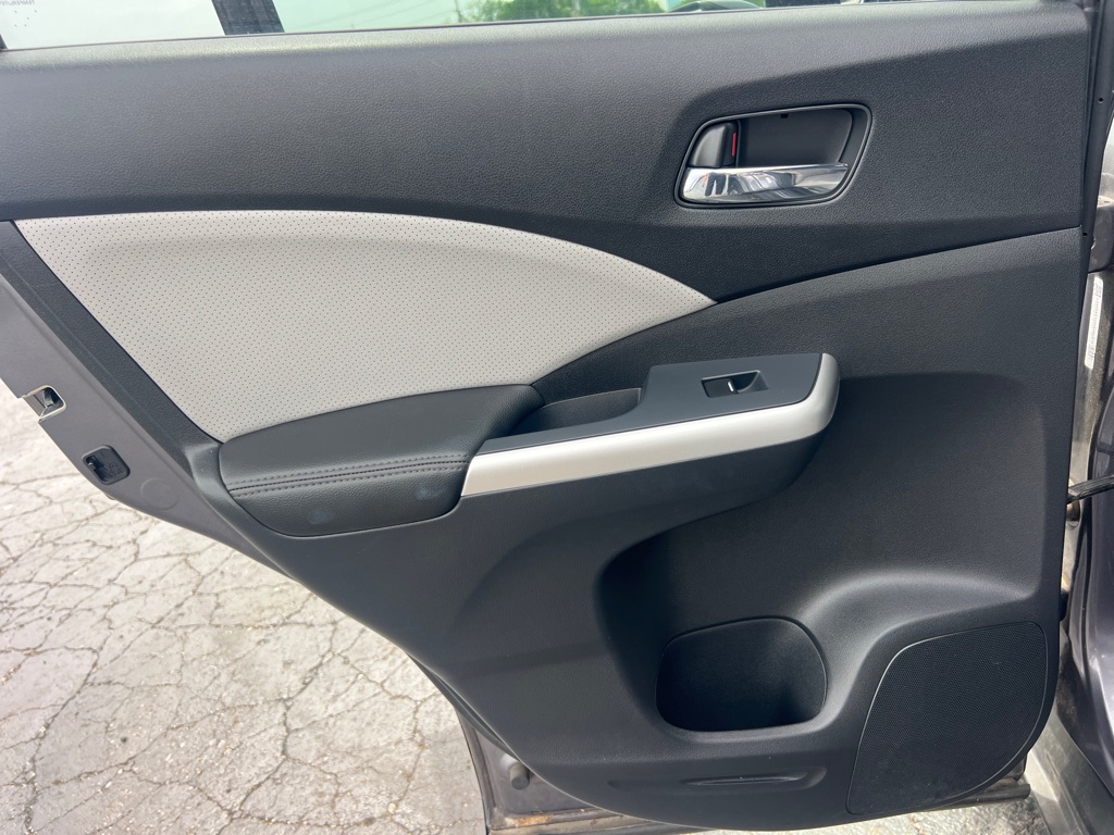 Photo 12 of this HONDA CR-V