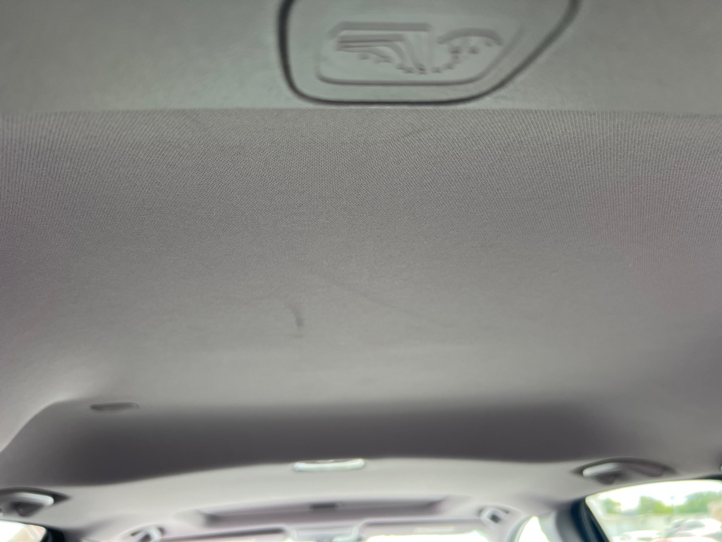Photo 24 of this HONDA CR-V