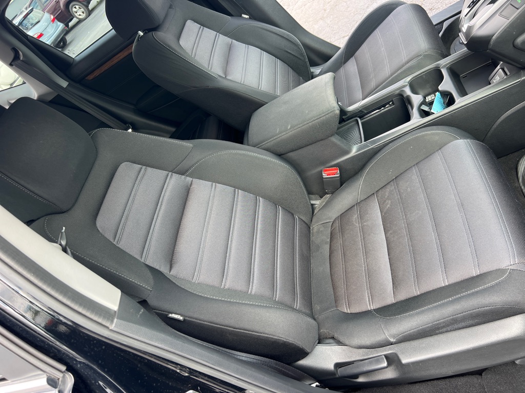 Photo 20 of this HONDA CR-V