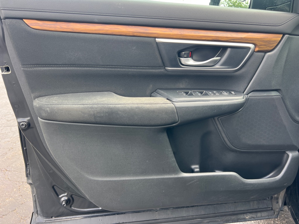 Photo 10 of this HONDA CR-V