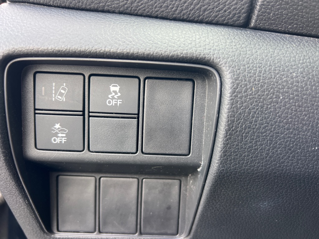 Photo 27 of this HONDA CR-V