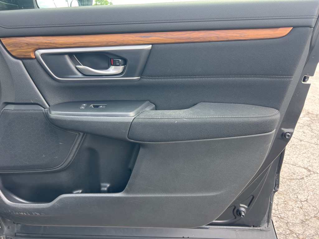 Photo 18 of this HONDA CR-V