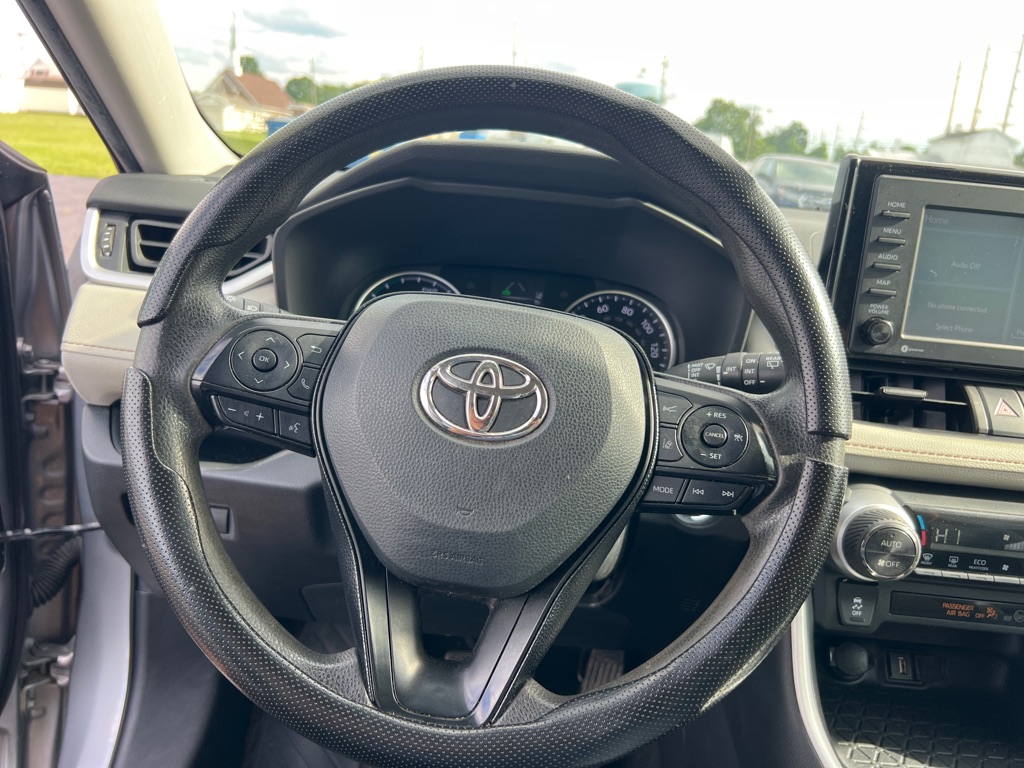 Photo 28 of this TOYOTA RAV4