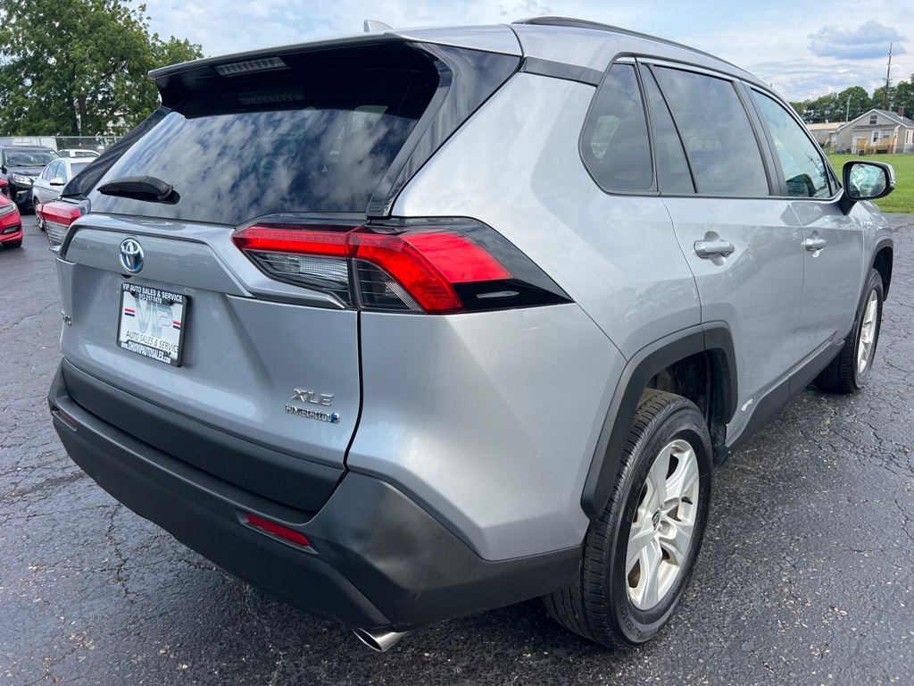 Photo 7 of this TOYOTA RAV4