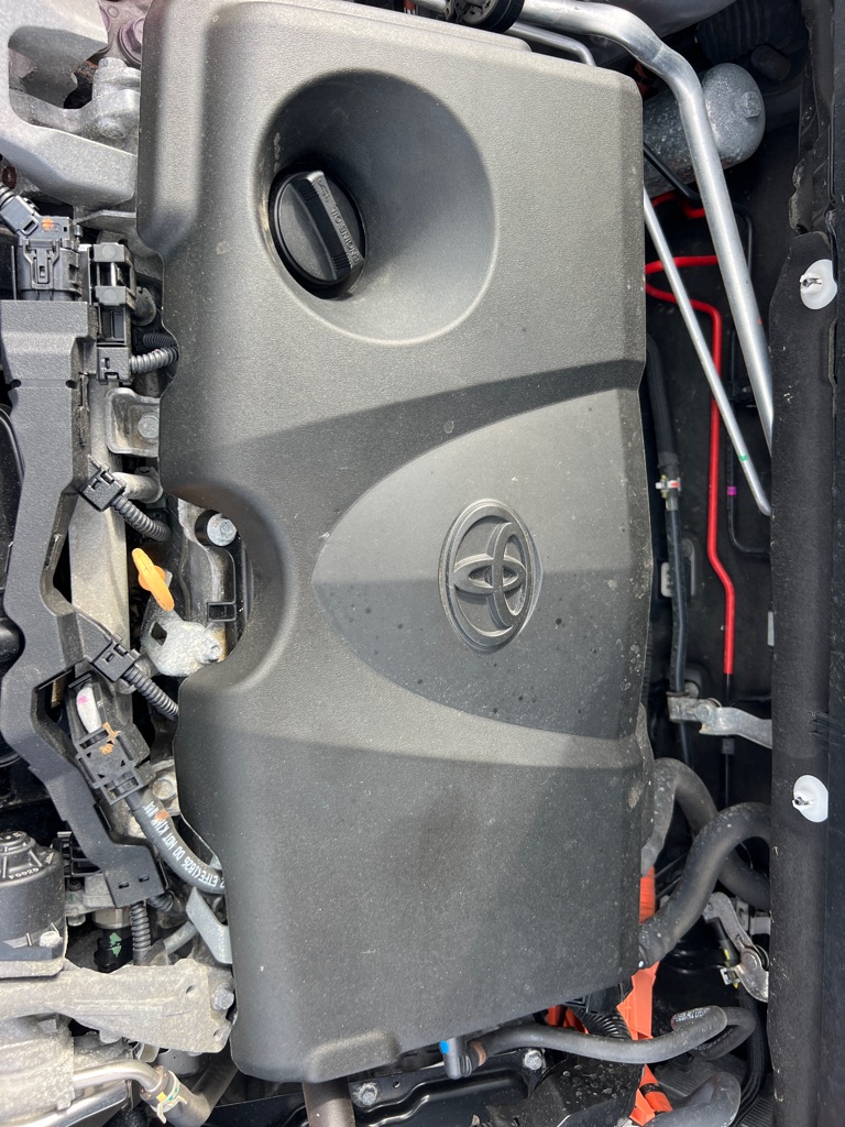 Photo 47 of this TOYOTA RAV4