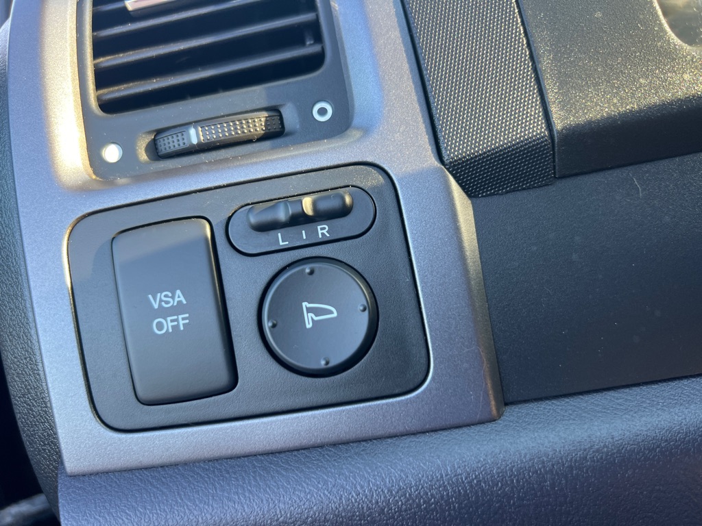 Photo 24 of this HONDA CR-V