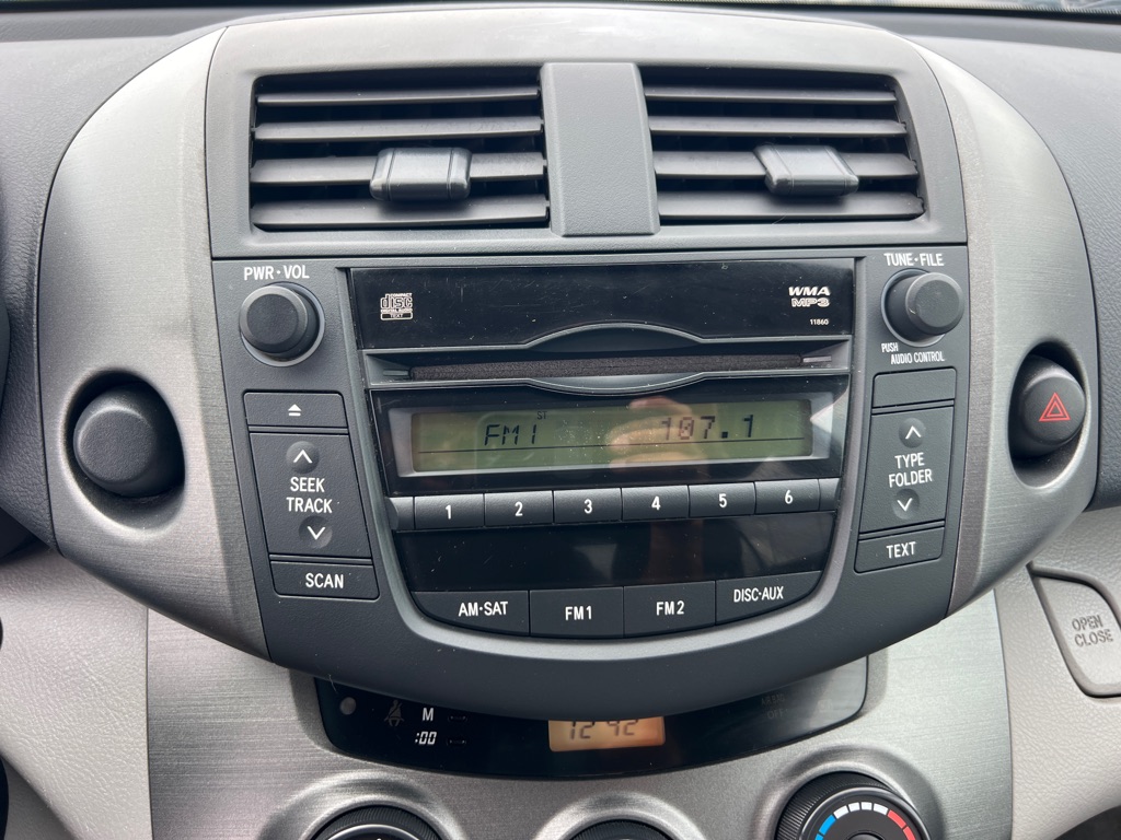 TOYOTA RAV4 2011 TOYOTA RAV4 2T3ZF4DVXBW093613