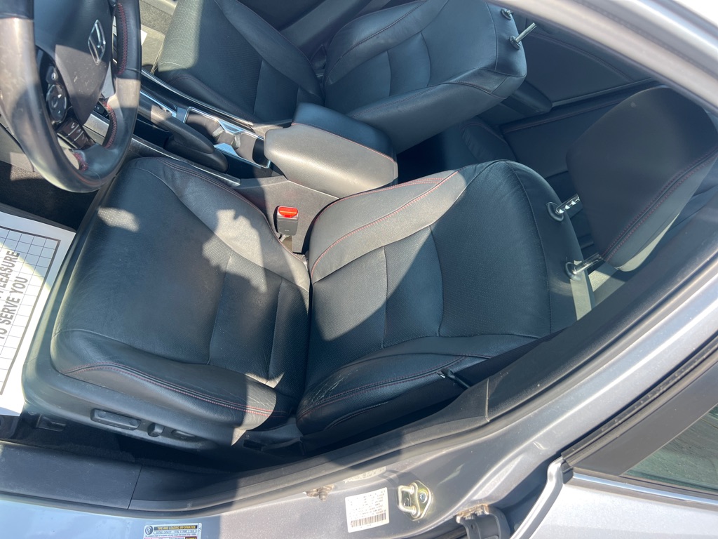 HONDA ACCORD 2017 HONDA ACCORD 1HGCR2F12HA043275