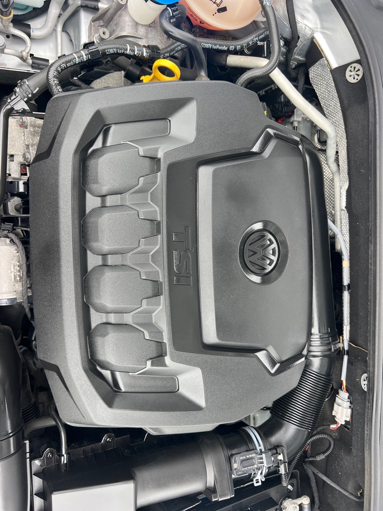 Photo 47 of this VOLKSWAGEN PASSAT