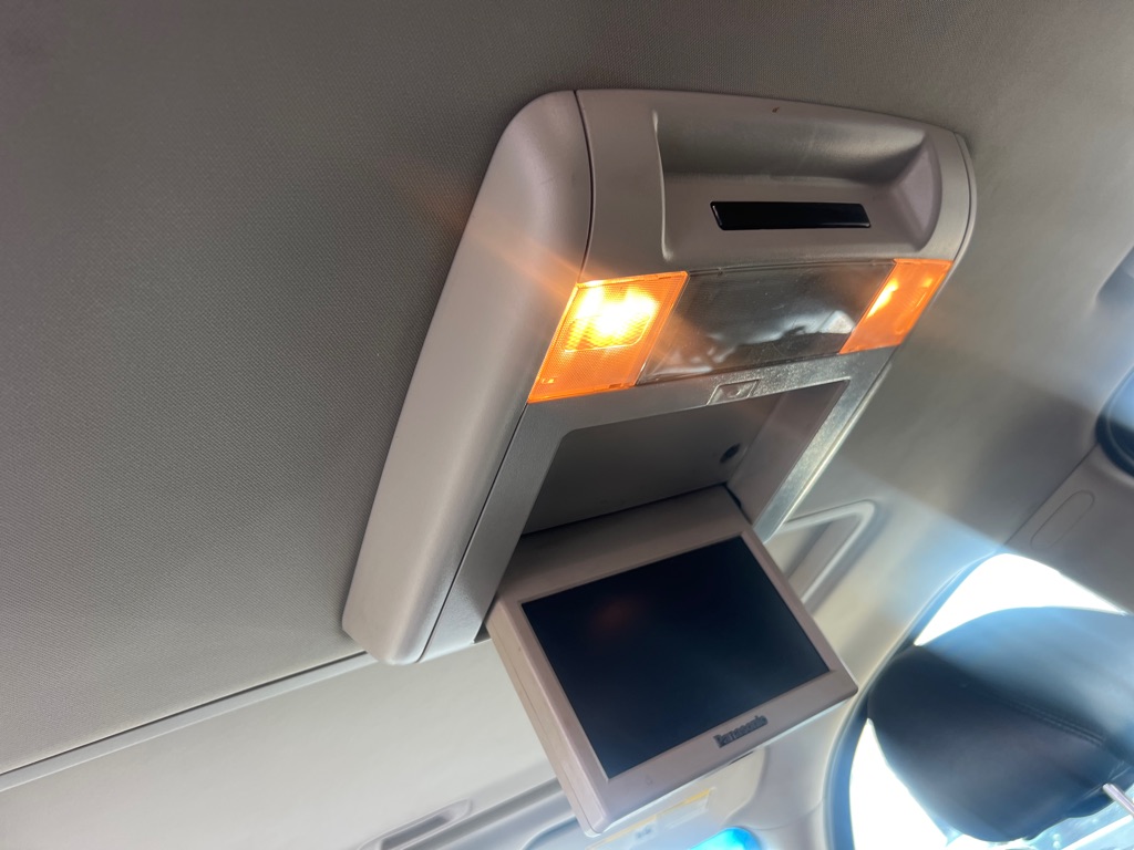 Photo 26 of this CHEVROLET TAHOE