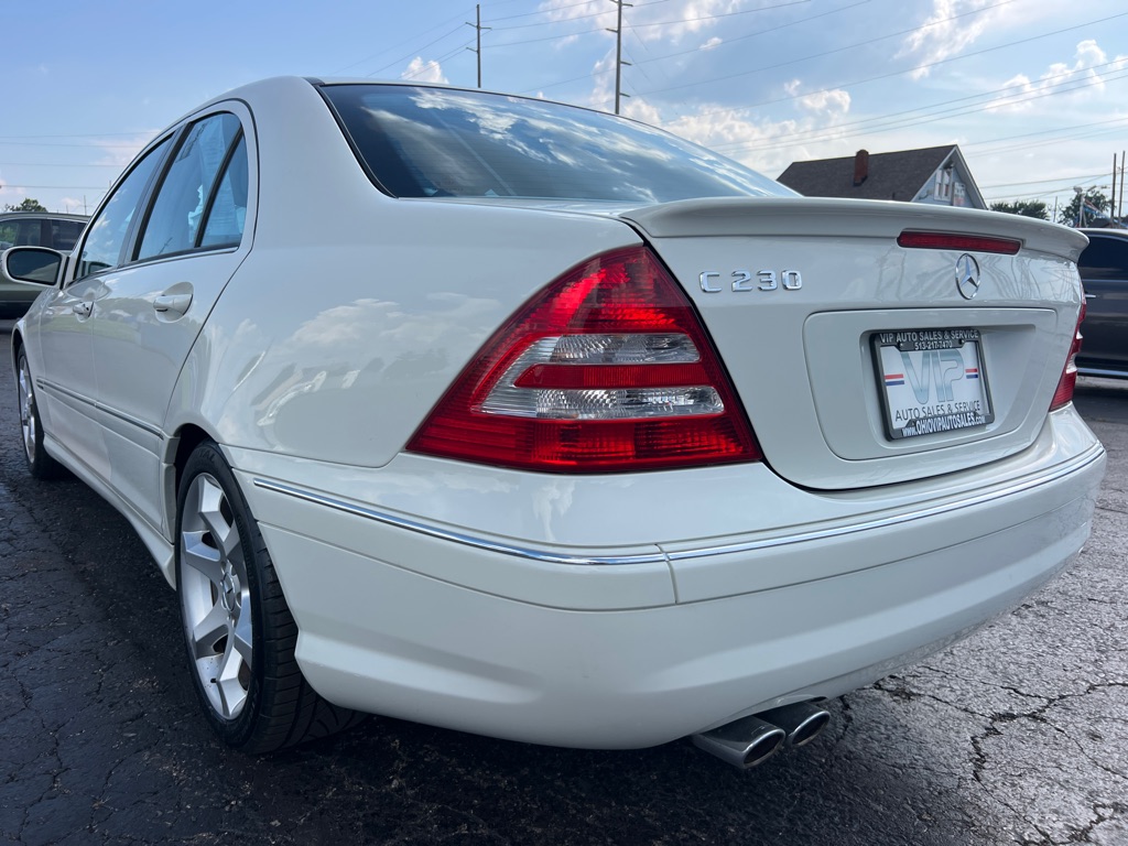 MERCEDES-BENZ C-CLASS 2007 MERCEDES-BENZ C-CLASS WDBRF52H97F929356