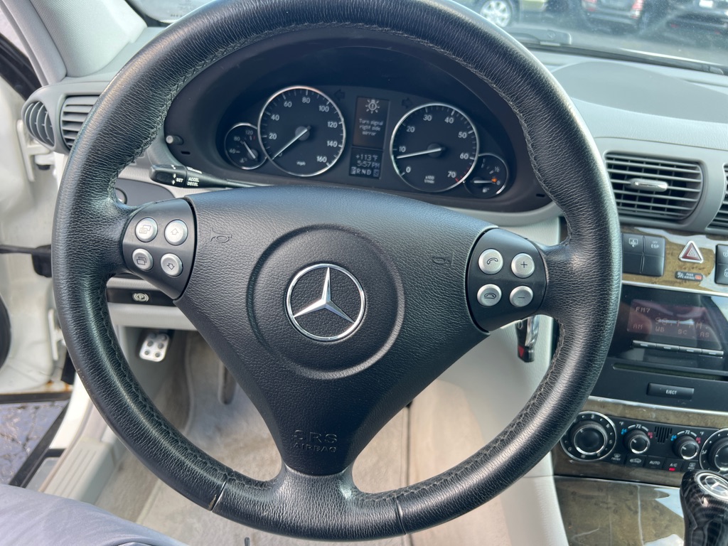 MERCEDES-BENZ C-CLASS 2007 MERCEDES-BENZ C-CLASS WDBRF52H97F929356