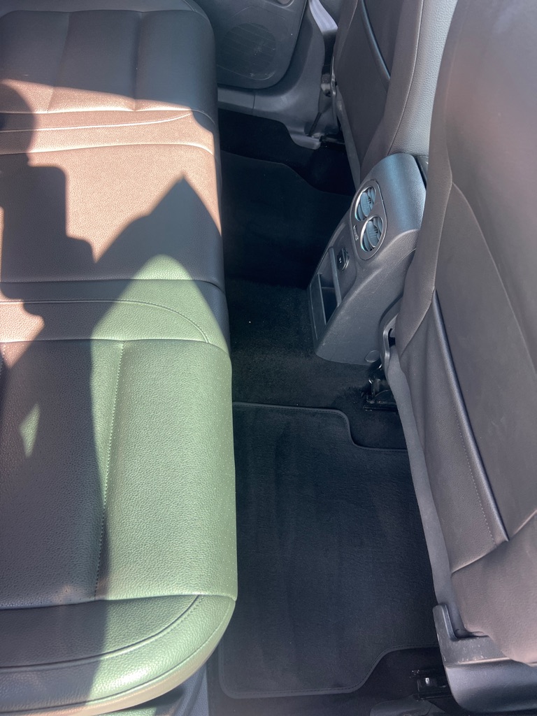 Photo 16 of this VOLKSWAGEN TIGUAN
