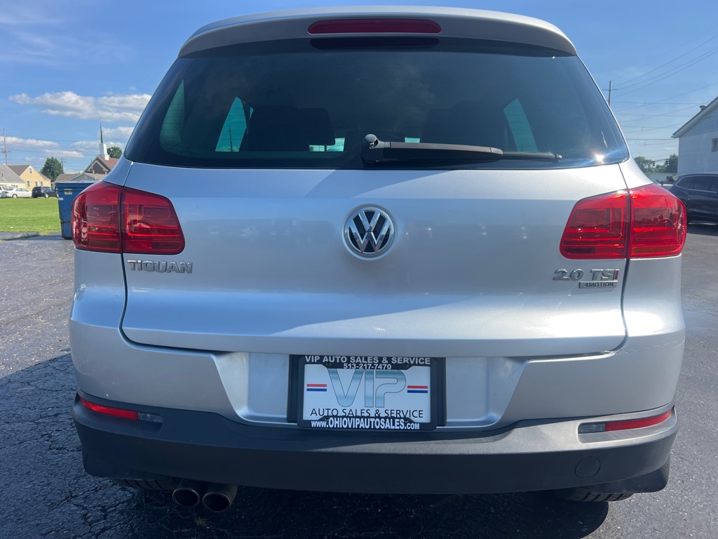Photo 6 of this VOLKSWAGEN TIGUAN