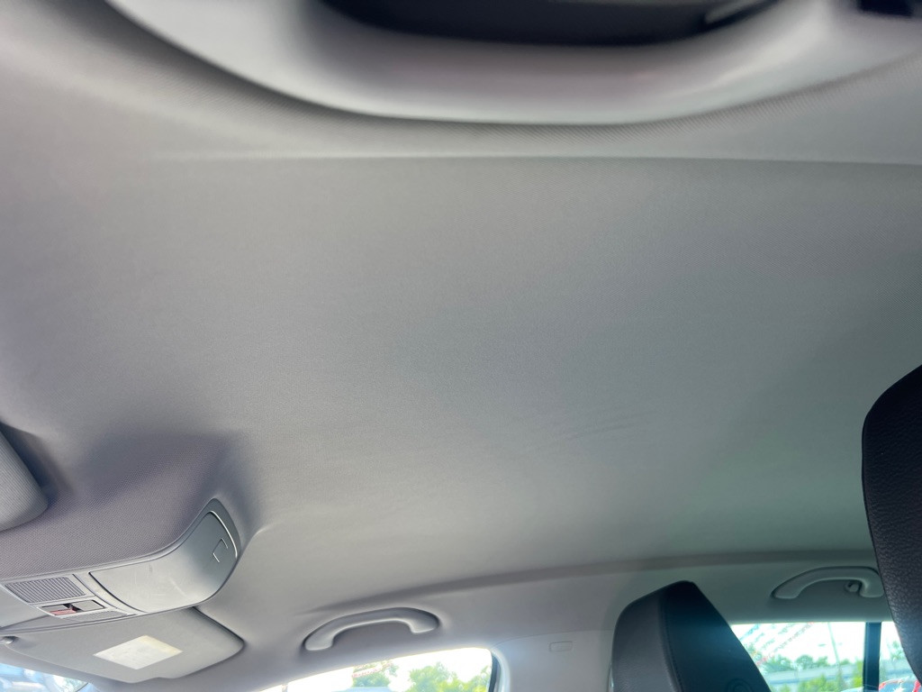 Photo 38 of this VOLKSWAGEN TIGUAN