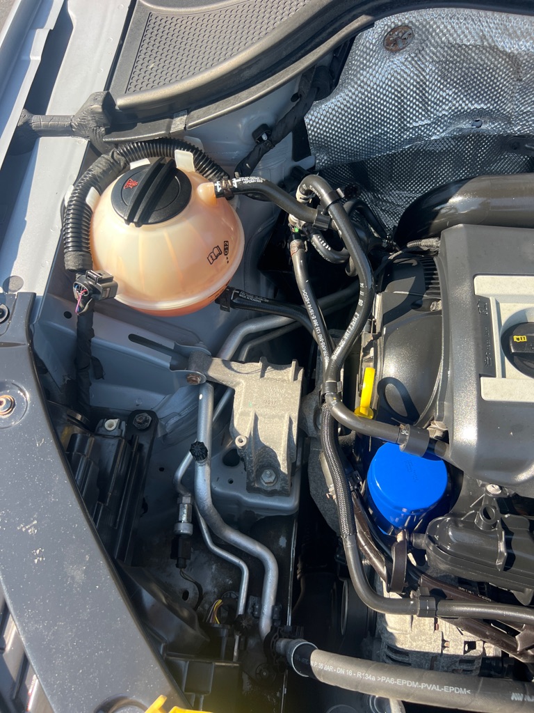 Photo 46 of this VOLKSWAGEN TIGUAN