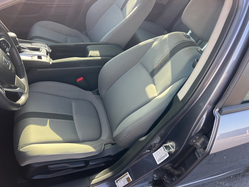 Photo 11 of this HONDA CIVIC
