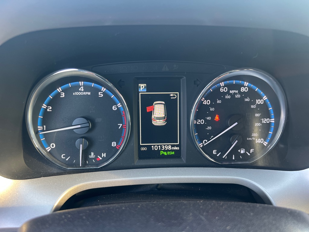 TOYOTA RAV4 2017 TOYOTA RAV4 2T3DFREV8HW549428