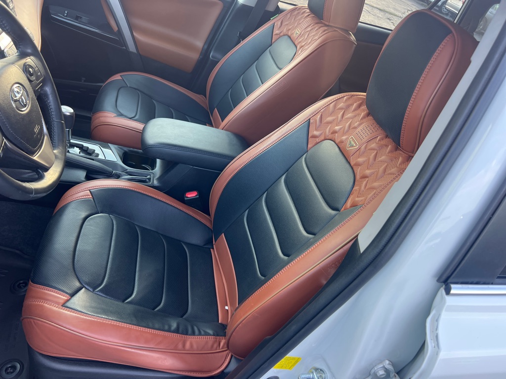 TOYOTA RAV4 2017 TOYOTA RAV4 2T3DFREV8HW549428