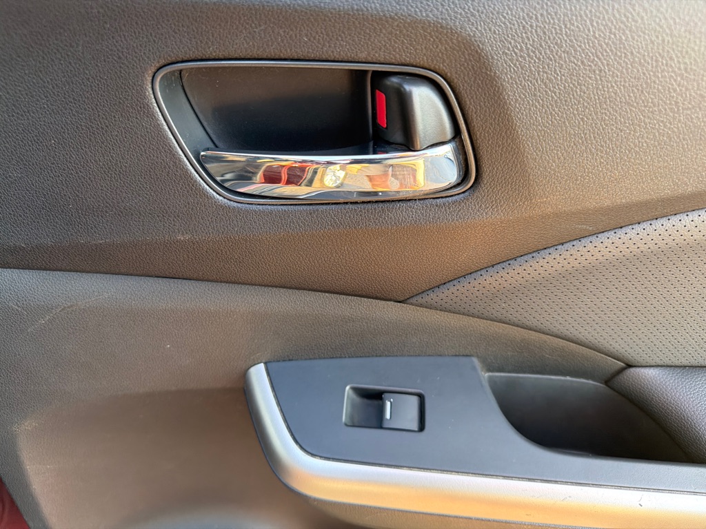Photo 27 of this HONDA CR-V