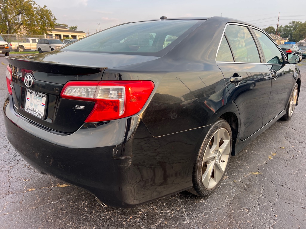 Photo 11 of this TOYOTA CAMRY