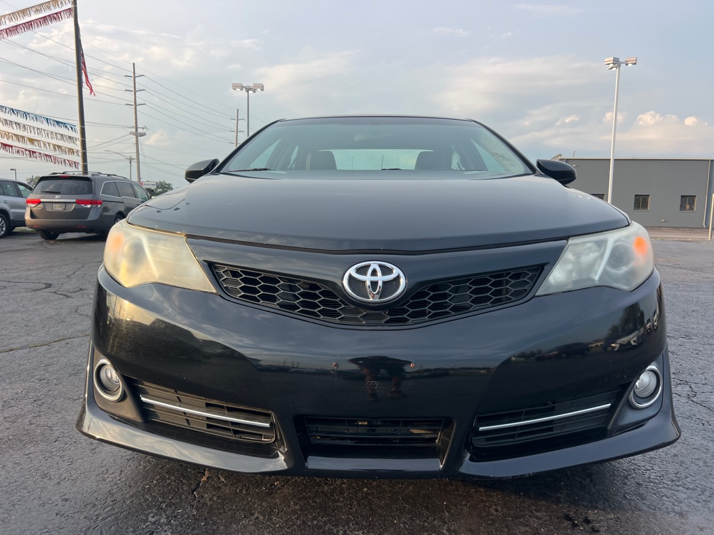 Photo 2 of this TOYOTA CAMRY