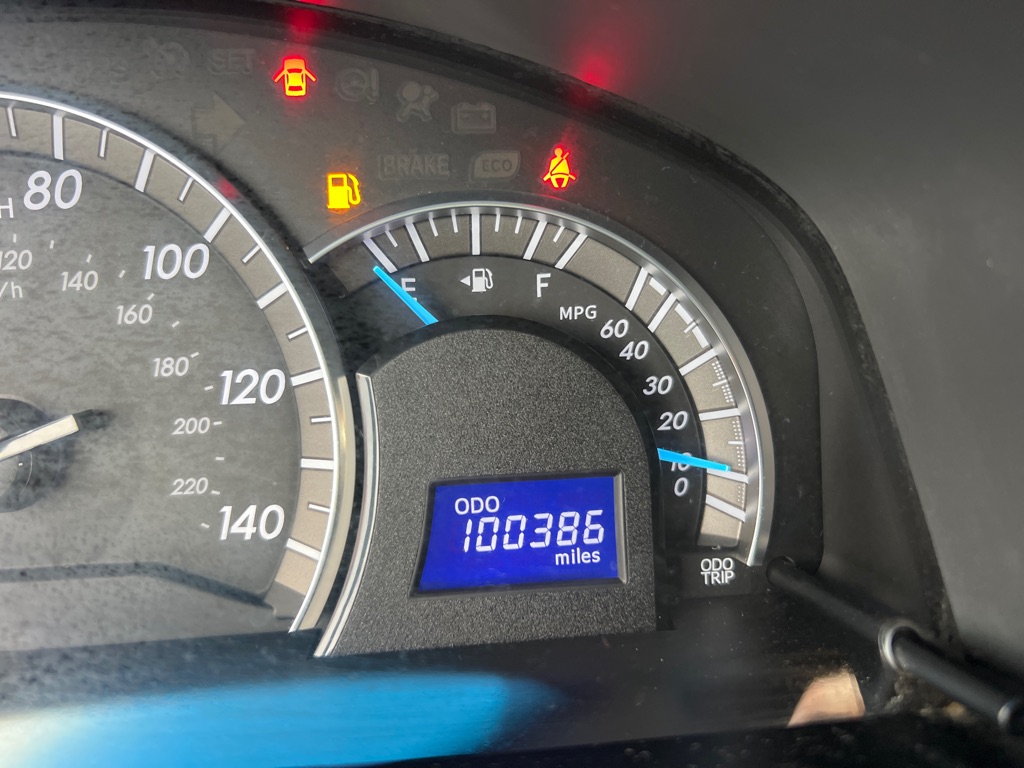 Photo 28 of this TOYOTA CAMRY