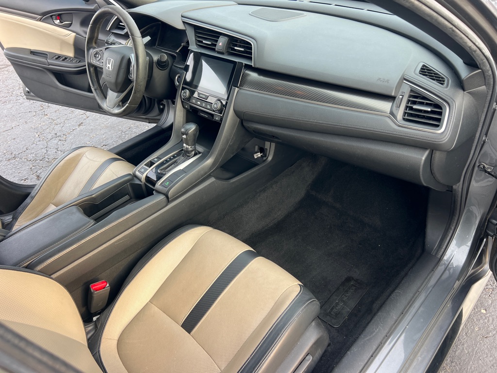 Photo 19 of this HONDA CIVIC