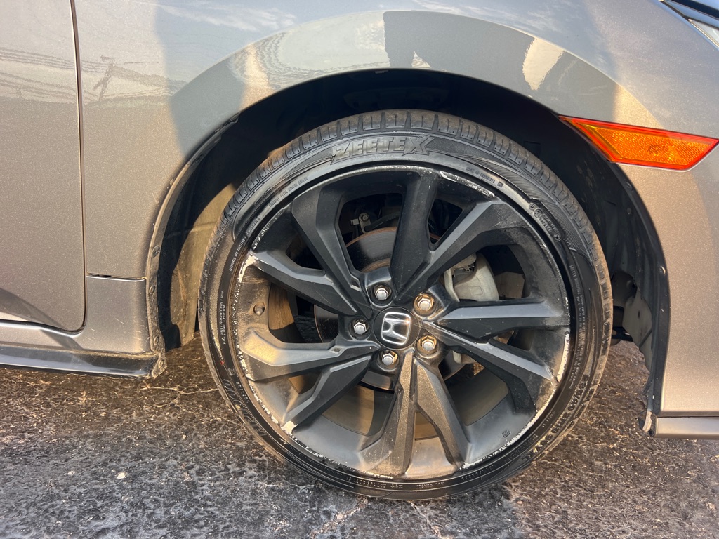Photo 40 of this HONDA CIVIC