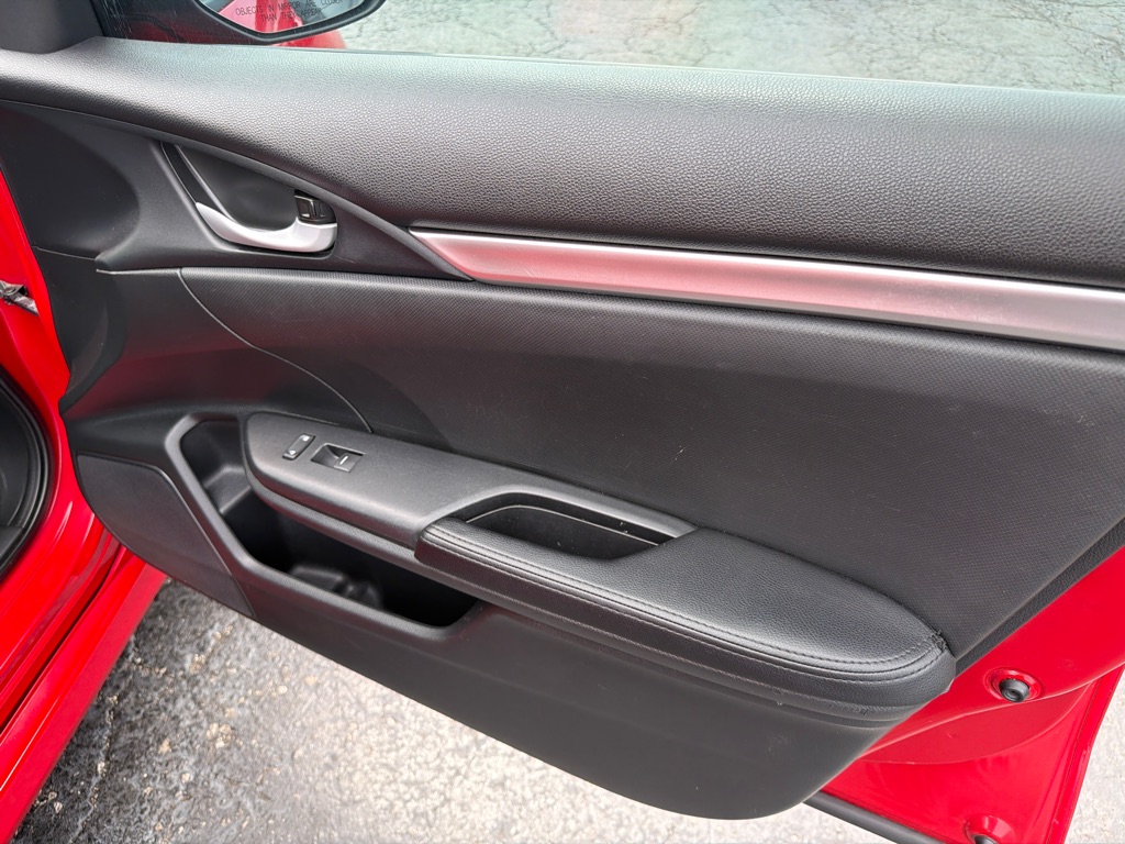 Photo 15 of this HONDA CIVIC