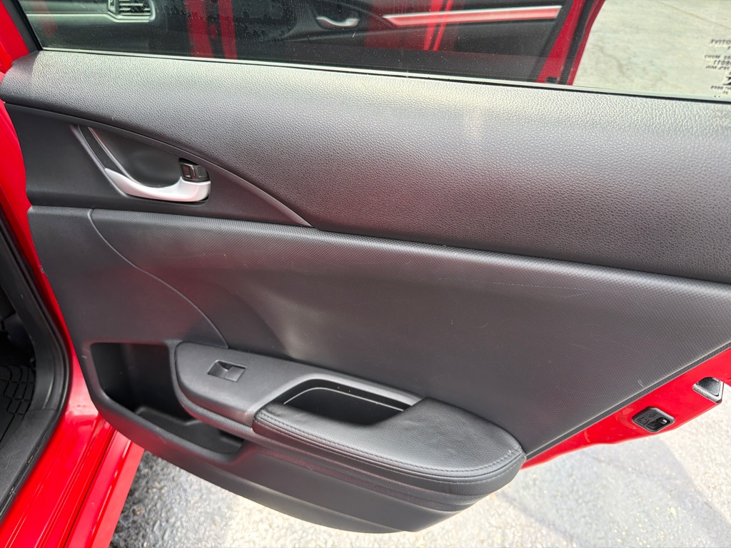 Photo 28 of this HONDA CIVIC