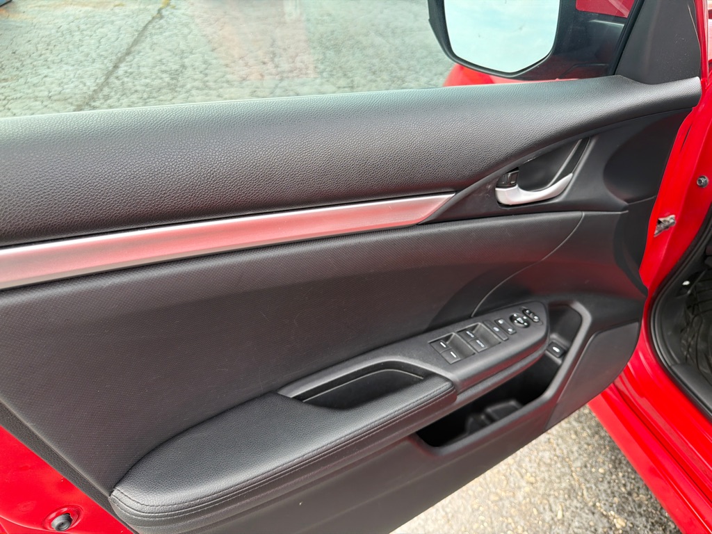 Photo 11 of this HONDA CIVIC