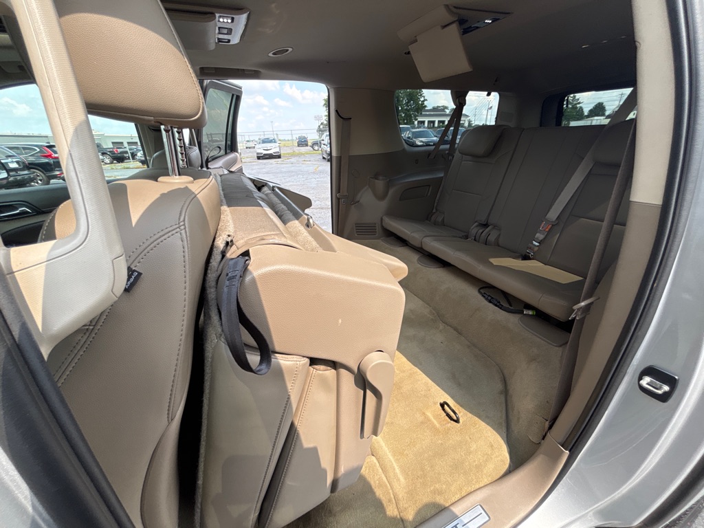 CHEVROLET SUBURBAN 2015 CHEVROLET SUBURBAN 1GNSKKKC4FR594321