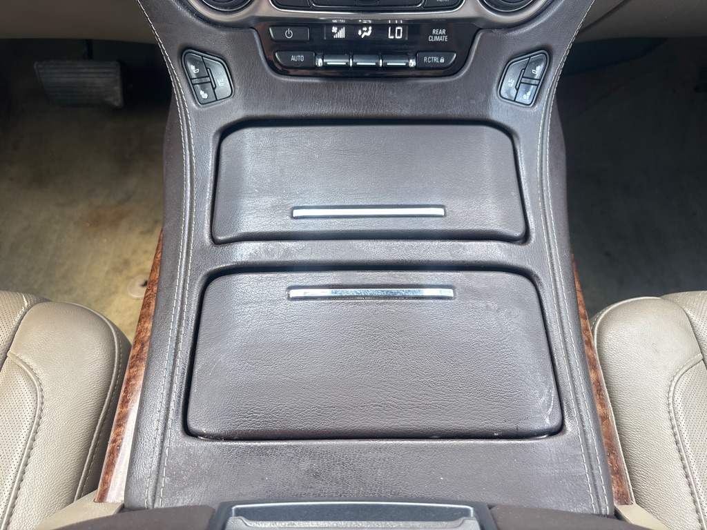 CHEVROLET SUBURBAN 2015 CHEVROLET SUBURBAN 1GNSKKKC4FR594321
