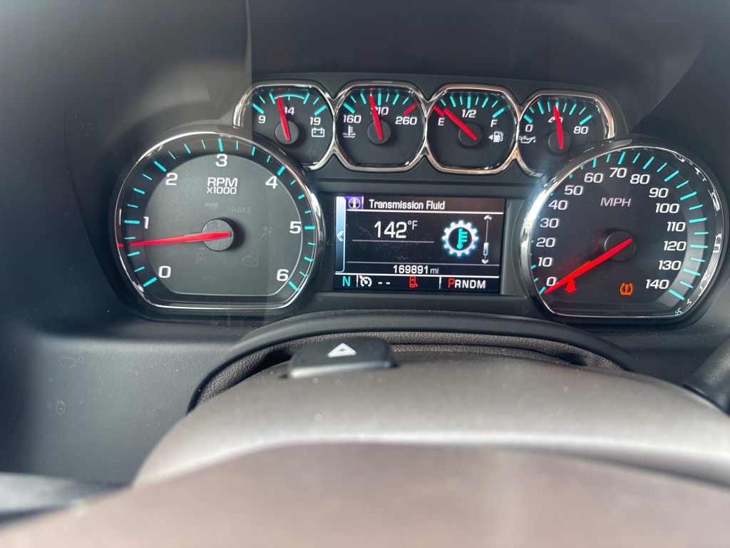 CHEVROLET SUBURBAN 2015 CHEVROLET SUBURBAN 1GNSKKKC4FR594321