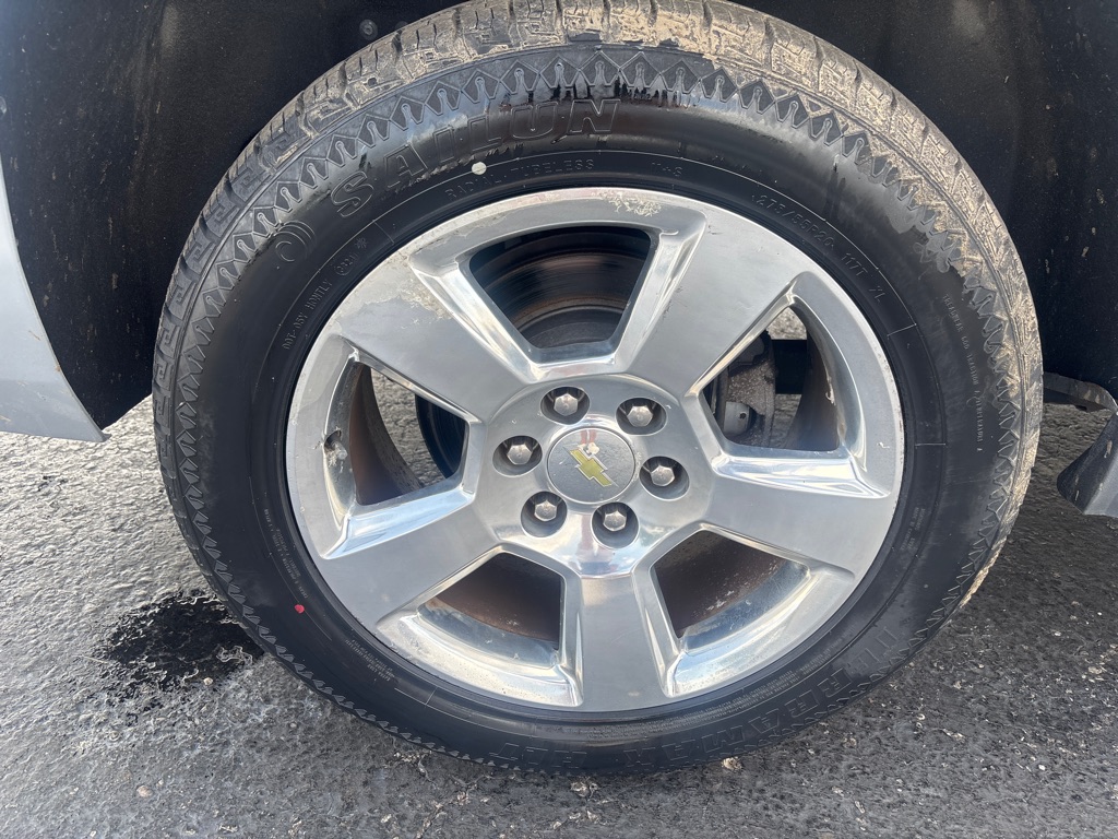 CHEVROLET SUBURBAN 2015 CHEVROLET SUBURBAN 1GNSKKKC4FR594321
