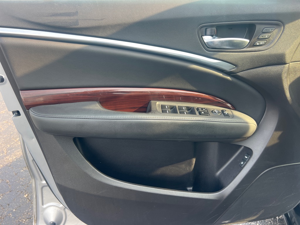Photo 10 of this ACURA MDX