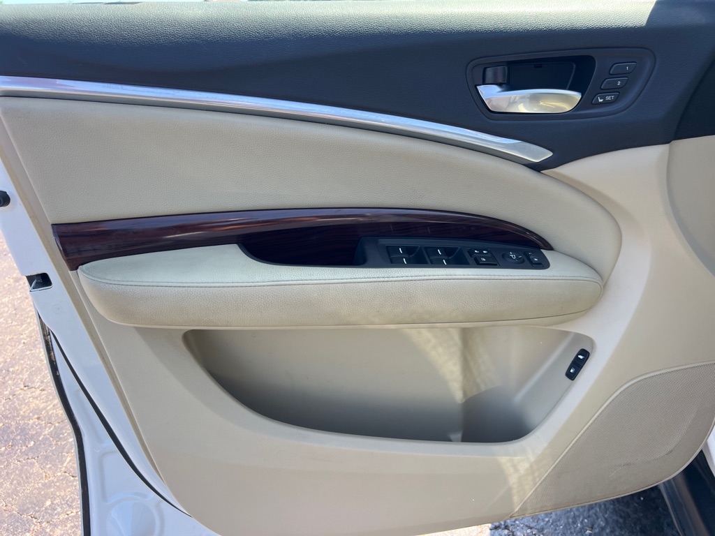 Photo 10 of this ACURA MDX