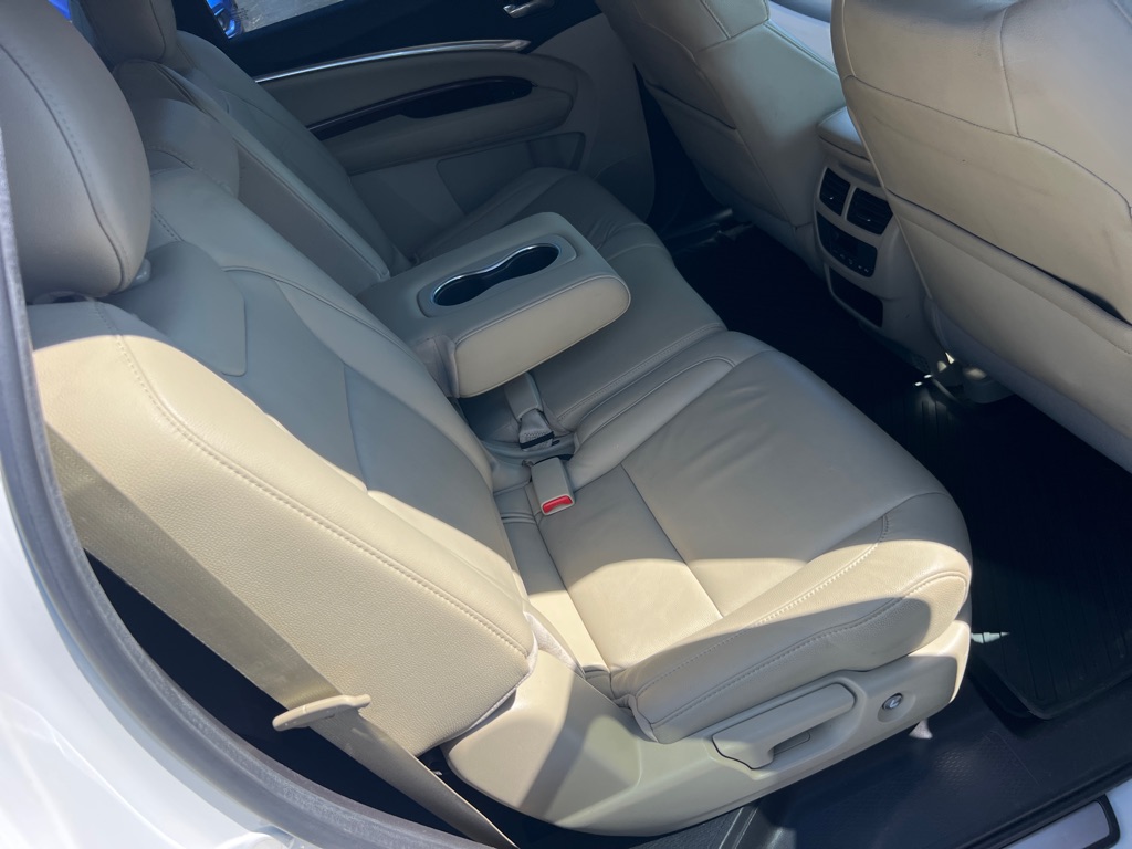 Photo 21 of this ACURA MDX