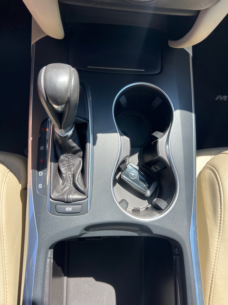 Photo 39 of this ACURA MDX