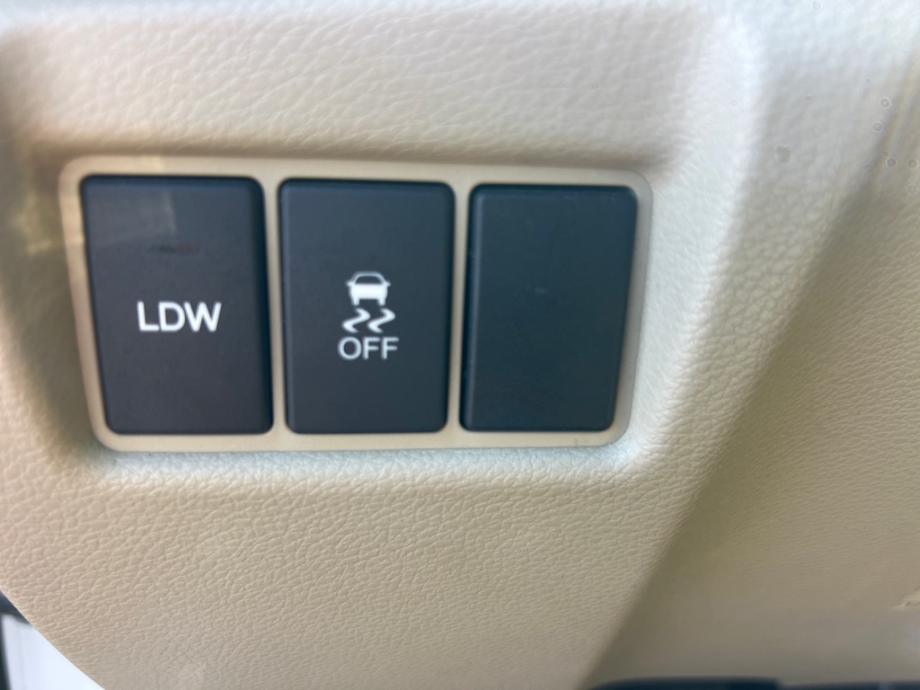Photo 33 of this ACURA MDX