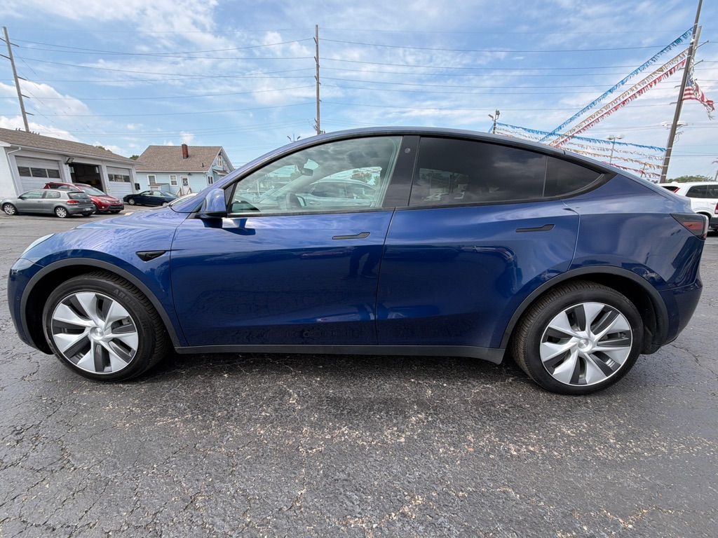 Photo 4 of this TESLA MODEL Y