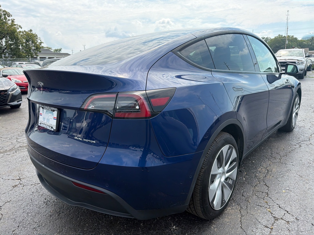 Photo 7 of this TESLA MODEL Y