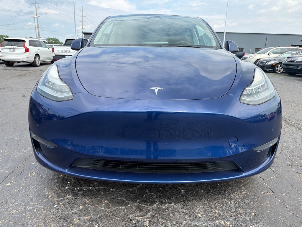 Photo 2 of this TESLA MODEL Y